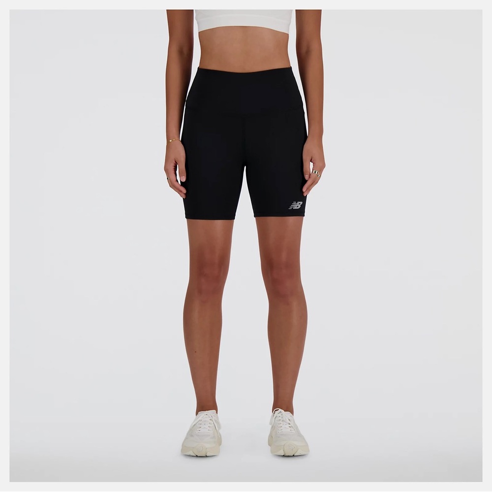 New Balance 7” Inseam High Waisted Biker Shorts. Black. Size L.
